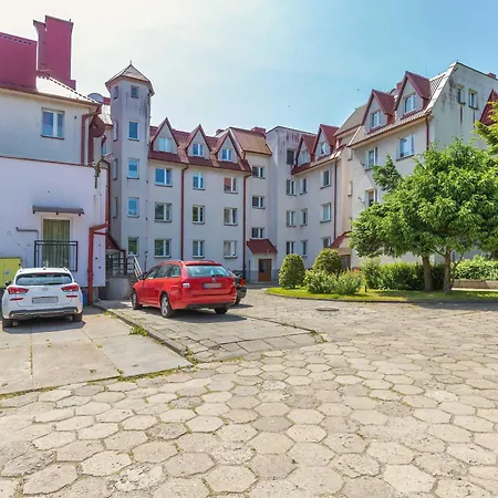 Spacious In Close To The Sea By Renters Διαμέρισμα