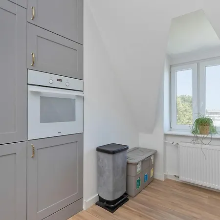 Spacious In Close To The Sea By Renters